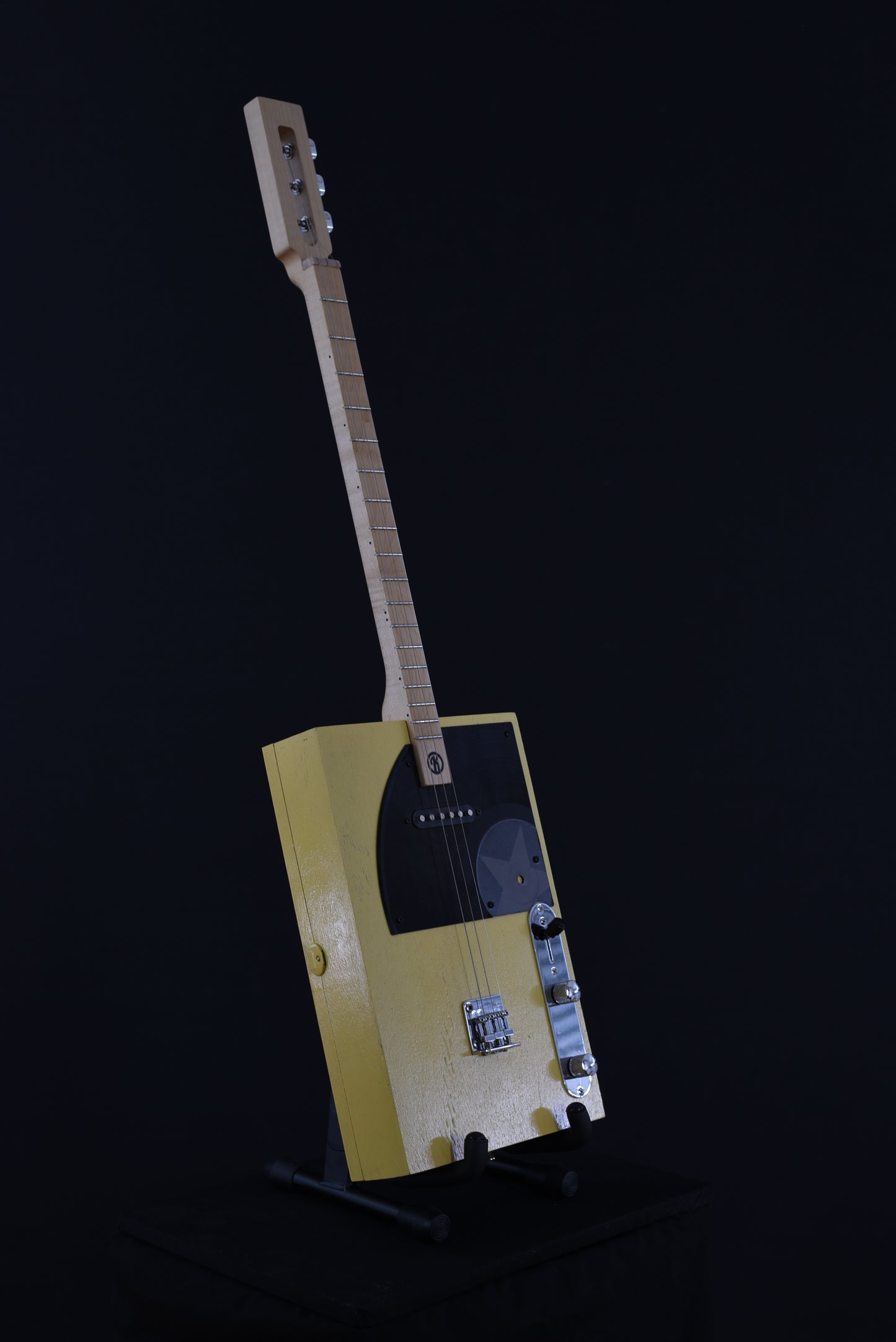 3-saitige Cigar Box Guitar „The Boss“ | #19